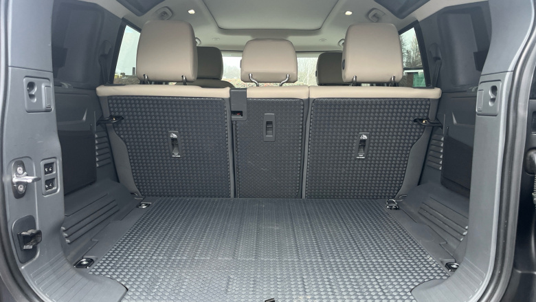 Land Rover Defender 3.0 D250 XS Edition 110 5dr Auto Diesel Estate